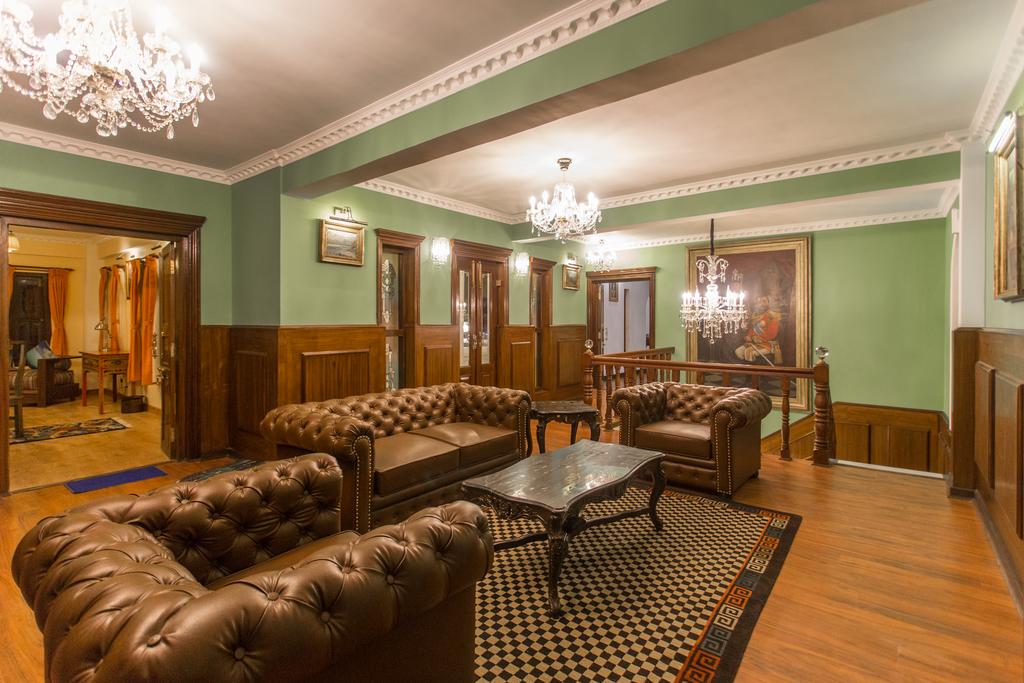 Eight Impressive Photos Of BABER MAHAL VILAS | Lexlimbu